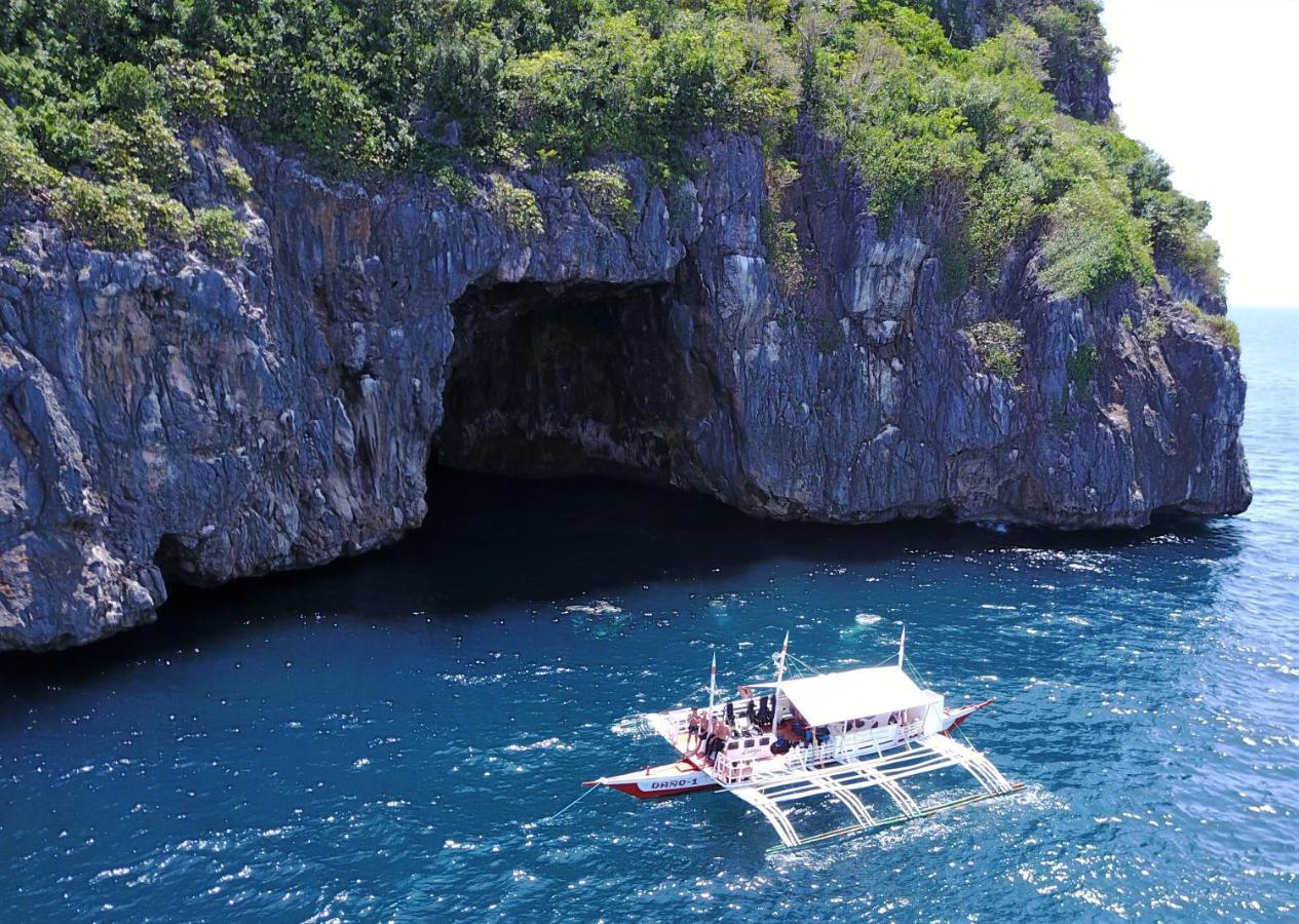 The Shark'S Tail Dive Resort Malapascua Exterior foto